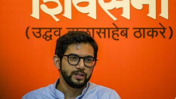 Aaditya Thackeray Protest Against Waqf Bill speech