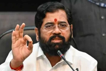 Eknath Shinde criticizes Uddhav Thackeray over Waqf Bill.