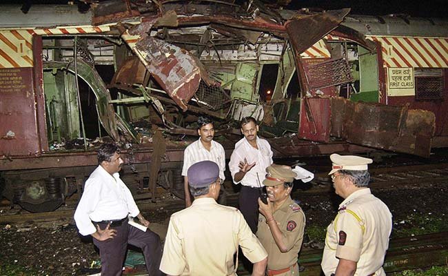 Bombay High Court acquits all 12 accused in 2006 Mumbai train bombings case